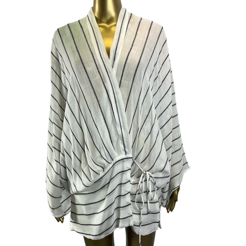 HAYDEN Kimono Wrap Top Medium Black White Striped Rayon